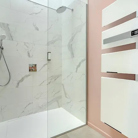 Апартаменты Ardn-bnb Eglise Ла-Рош-ан-Арден